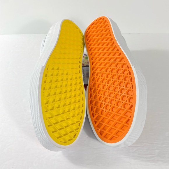 Vans x Flour Shop Old Skool Sneakers - Picture 5 of 7